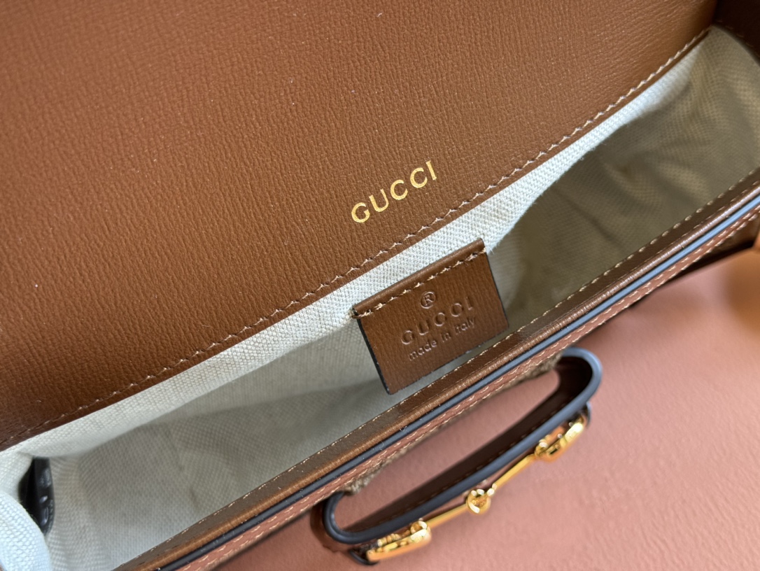 Gucci Satchel Bags